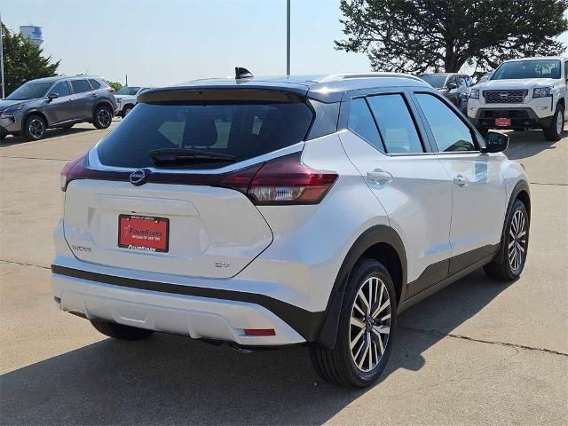 2024 Nissan Kicks SV