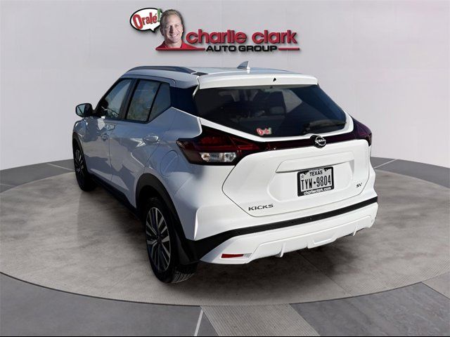 2024 Nissan Kicks SV