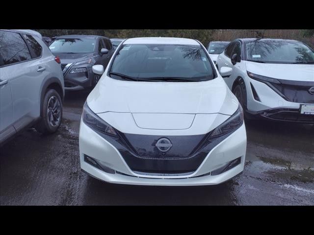 2024 Nissan Leaf SV Plus