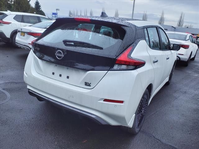 2024 Nissan Leaf SV Plus