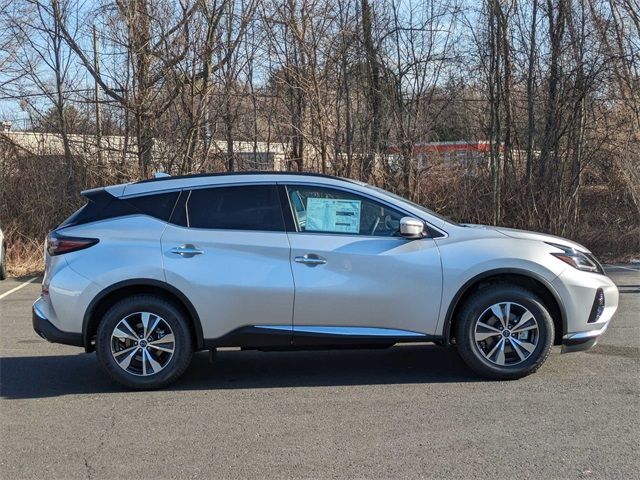 2024 Nissan Murano SV