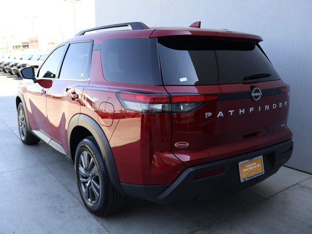 2024 Nissan Pathfinder SV