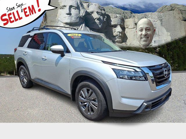 2024 Nissan Pathfinder SV