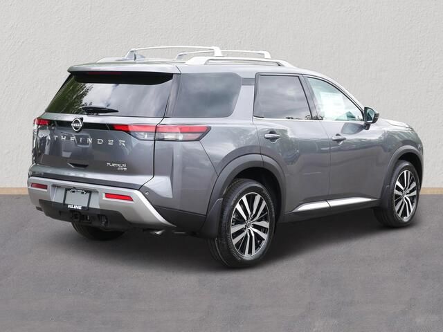 2024 Nissan Pathfinder Platinum