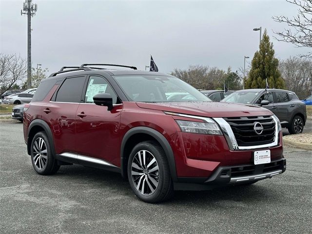 2024 Nissan Pathfinder Platinum