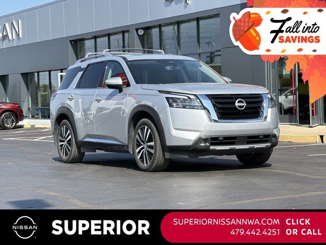 2024 Nissan Pathfinder Platinum