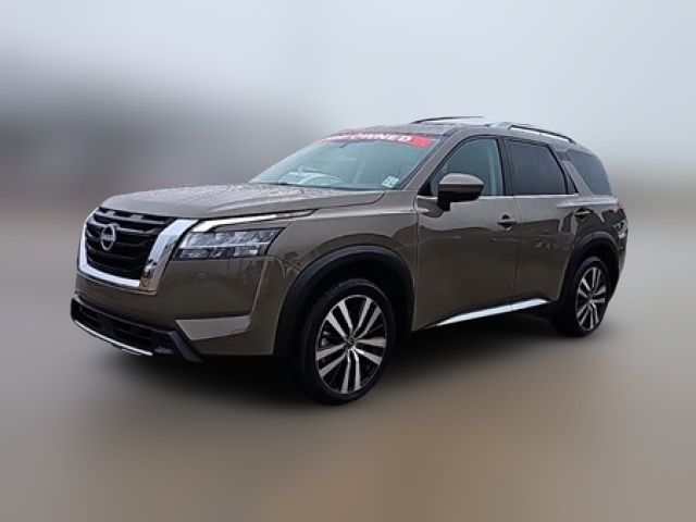 2024 Nissan Pathfinder Platinum