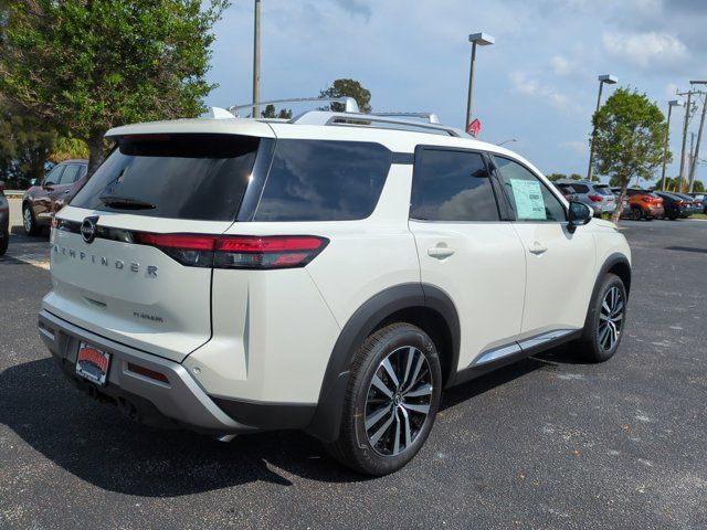 2024 Nissan Pathfinder Platinum