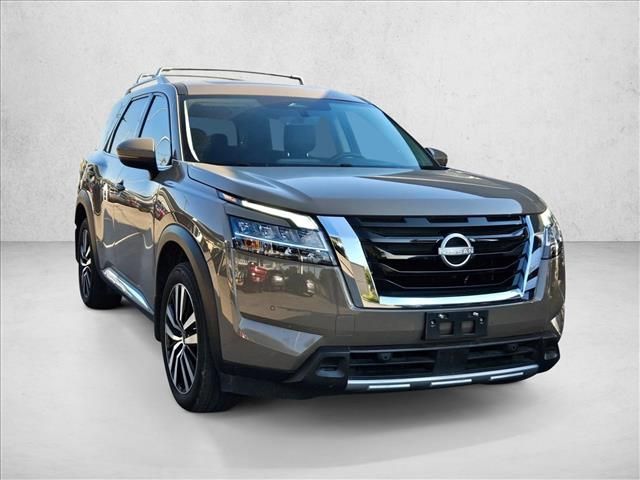 2024 Nissan Pathfinder Platinum