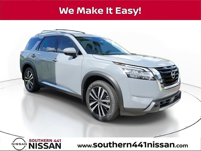 2024 Nissan Pathfinder Platinum