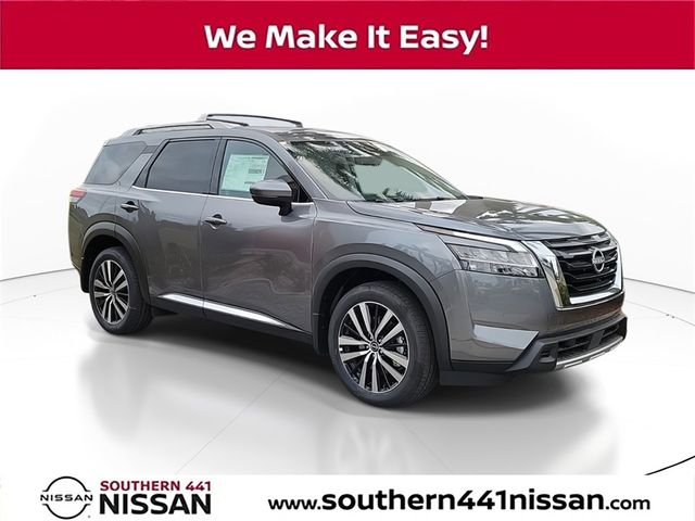 2024 Nissan Pathfinder Platinum