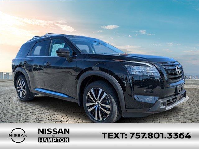 2024 Nissan Pathfinder Platinum