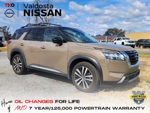 2024 Nissan Pathfinder Platinum