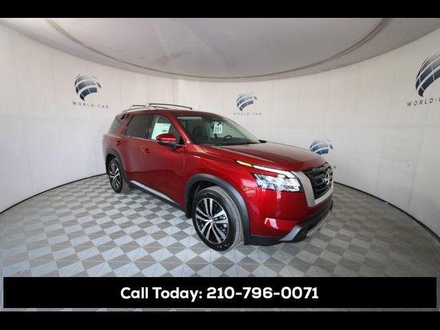 2024 Nissan Pathfinder Platinum