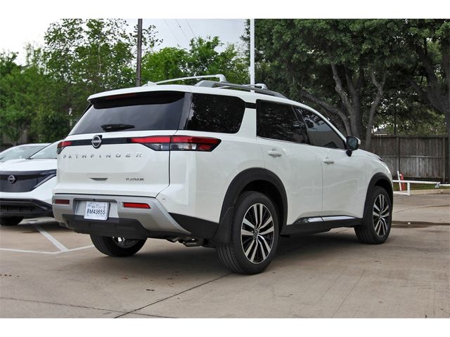 2024 Nissan Pathfinder Platinum