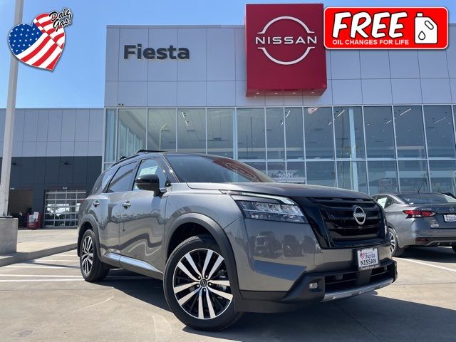 2024 Nissan Pathfinder Platinum