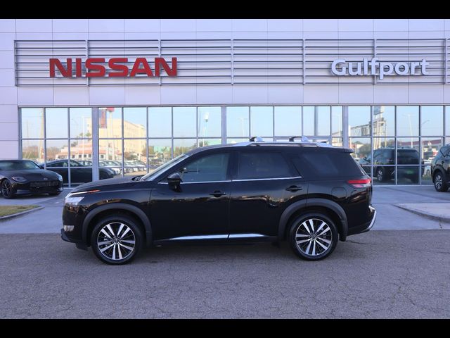 2024 Nissan Pathfinder Platinum