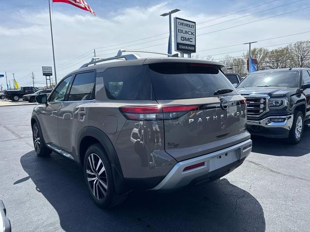 2024 Nissan Pathfinder Platinum
