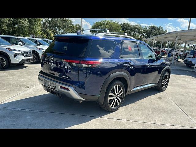 2024 Nissan Pathfinder Platinum