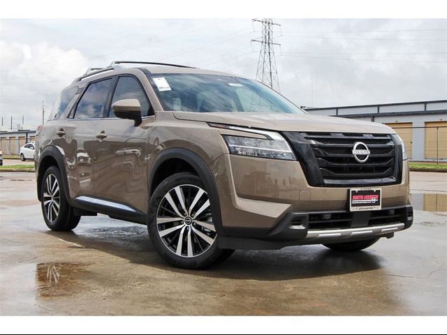 2024 Nissan Pathfinder Platinum