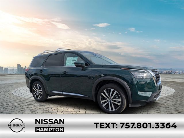 2024 Nissan Pathfinder Platinum