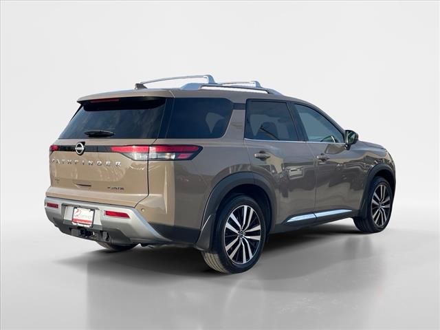 2024 Nissan Pathfinder Platinum