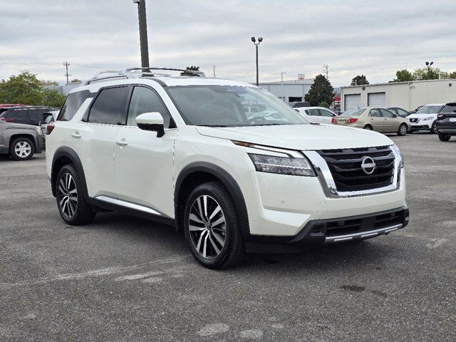 2024 Nissan Pathfinder Platinum