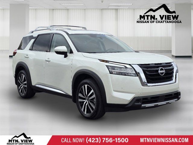 2024 Nissan Pathfinder Platinum