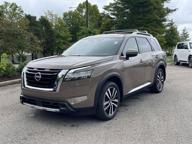 2024 Nissan Pathfinder Platinum