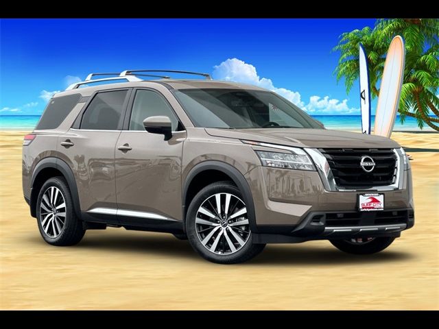 2024 Nissan Pathfinder Platinum