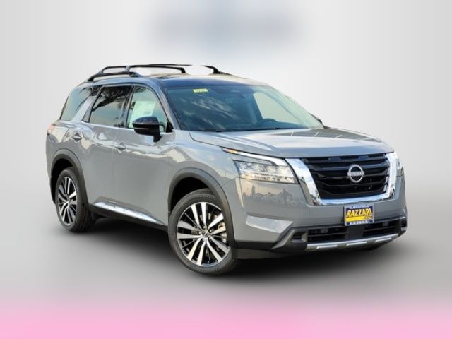 2024 Nissan Pathfinder Platinum