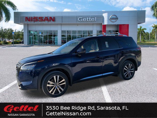 2024 Nissan Pathfinder Platinum