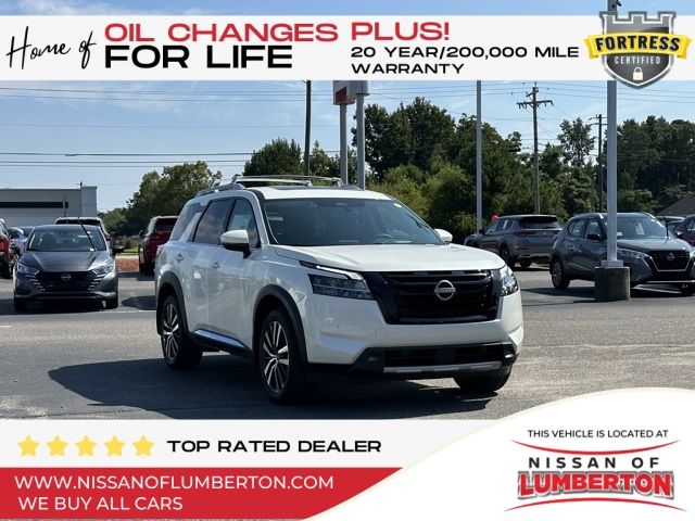 2024 Nissan Pathfinder Platinum