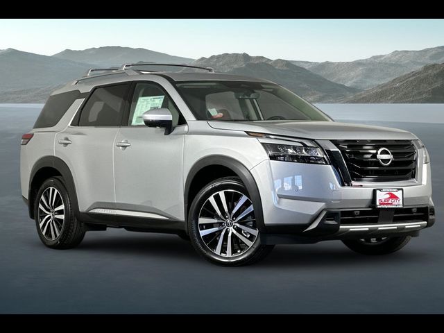 2024 Nissan Pathfinder Platinum