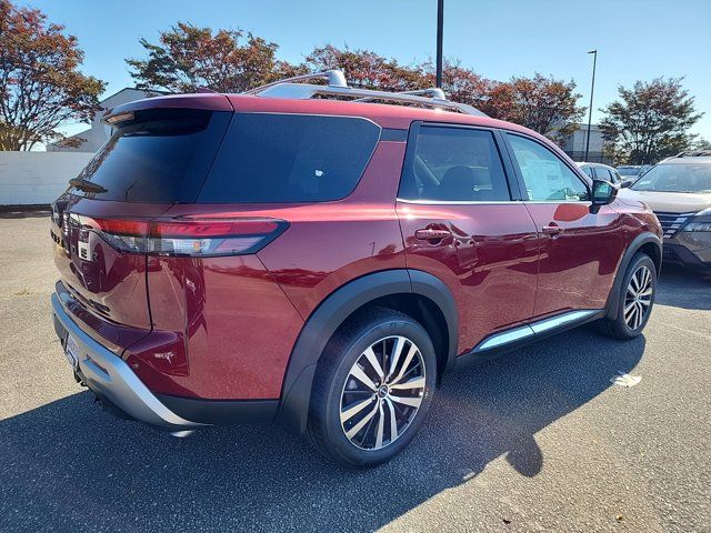 2024 Nissan Pathfinder Platinum