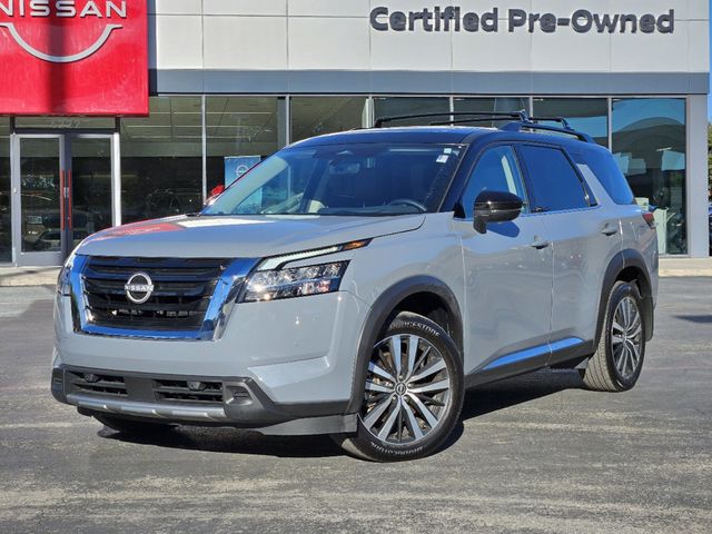 2024 Nissan Pathfinder Platinum