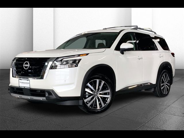 2024 Nissan Pathfinder Platinum