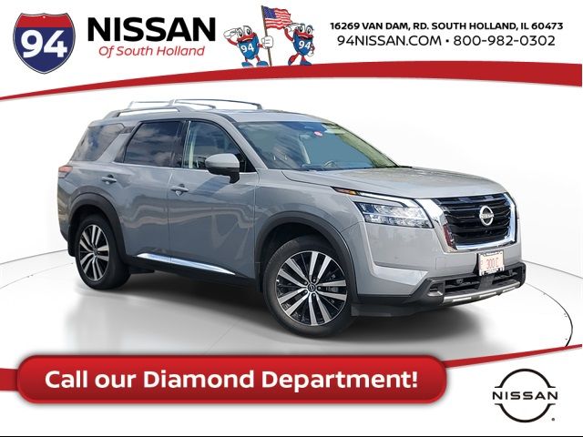 2024 Nissan Pathfinder Platinum