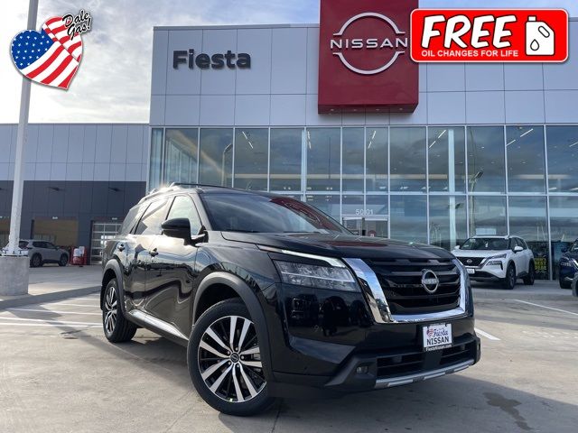 2024 Nissan Pathfinder Platinum