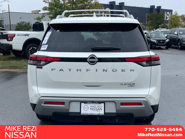 2024 Nissan Pathfinder Platinum