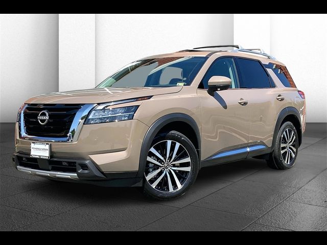 2024 Nissan Pathfinder Platinum