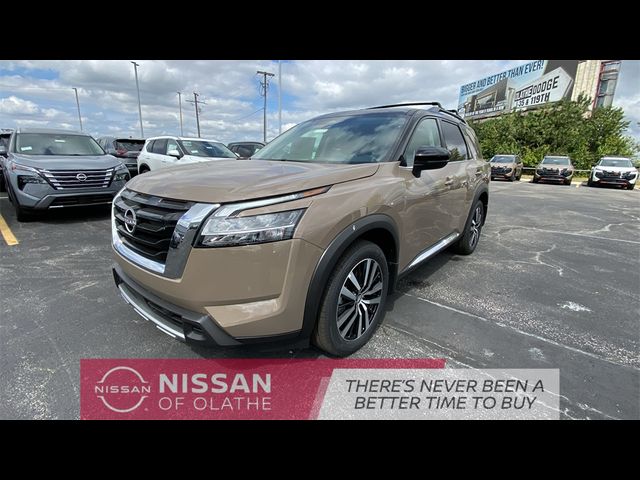 2024 Nissan Pathfinder Platinum