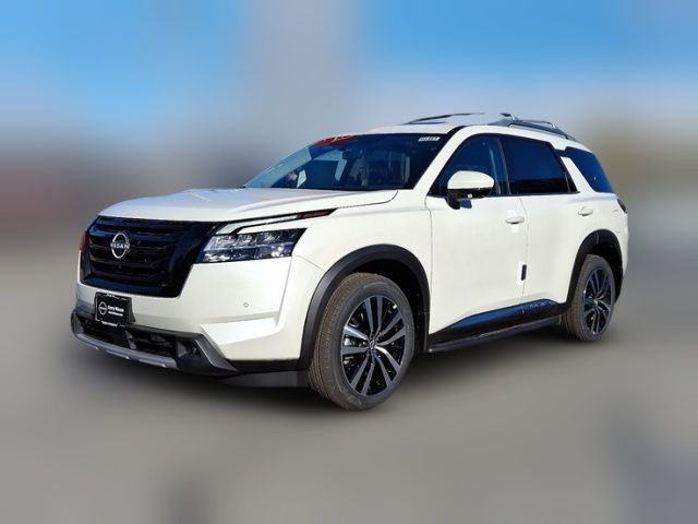 2024 Nissan Pathfinder Platinum