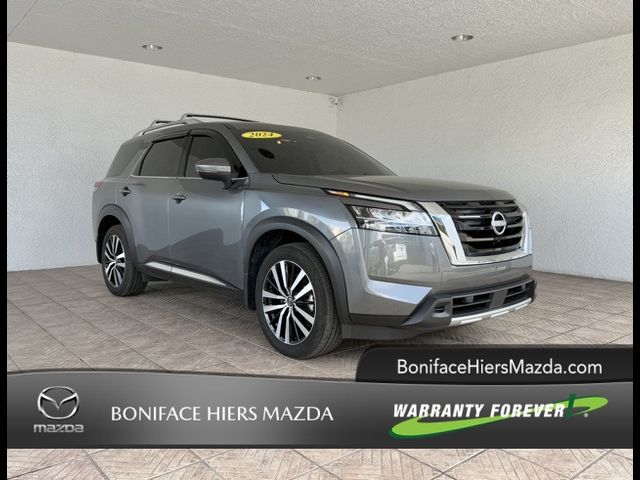 2024 Nissan Pathfinder Platinum