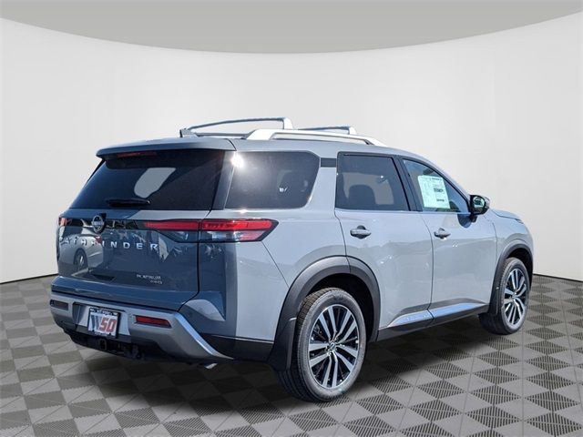 2024 Nissan Pathfinder Platinum