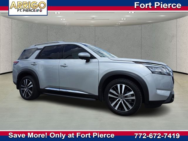 2024 Nissan Pathfinder Platinum