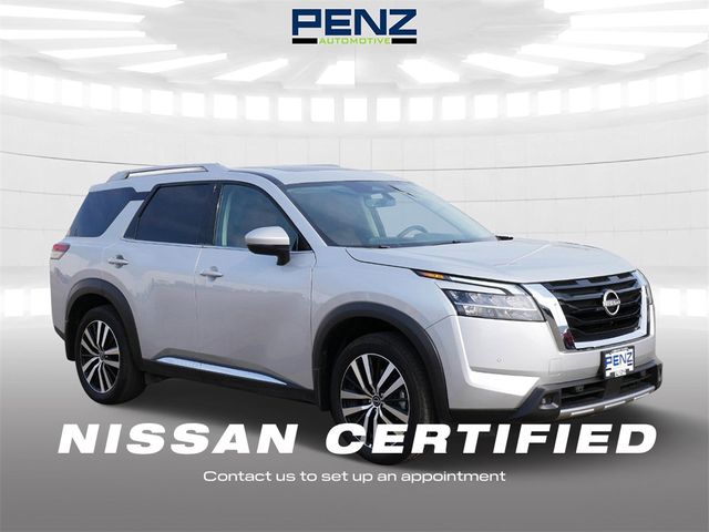 2024 Nissan Pathfinder Platinum