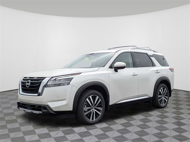 2024 Nissan Pathfinder Platinum