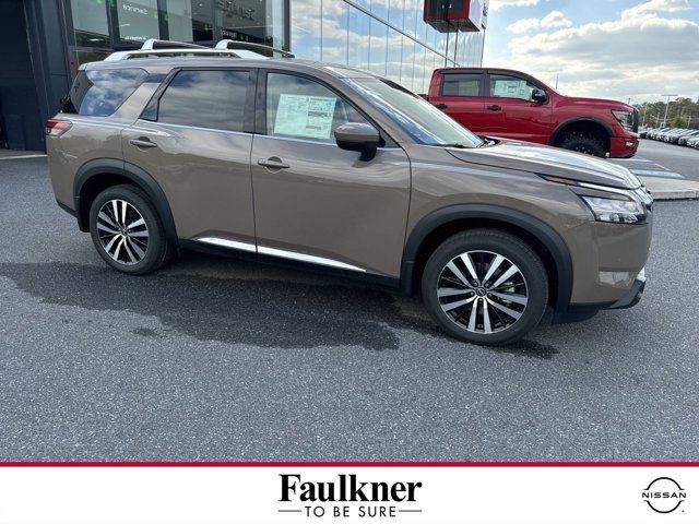 2024 Nissan Pathfinder Platinum