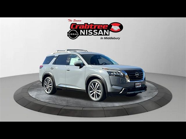 2024 Nissan Pathfinder Platinum